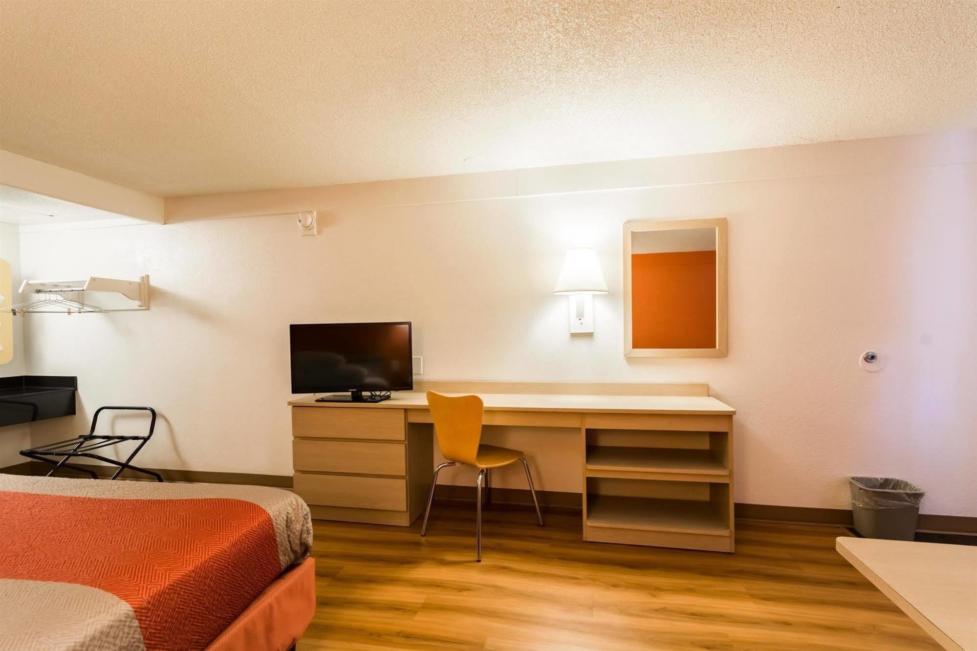 Travelodge By Wyndham / Philadelphia Airport Essington